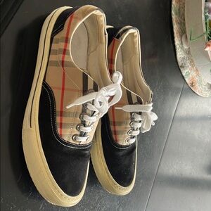 Plaid and Black Authentic Burberry men’s van style shoes